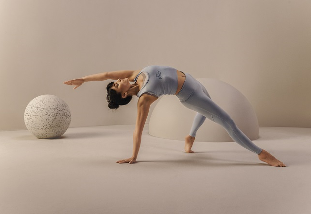 Mind & Body  Yoga & Pilates Matwork • True fitness